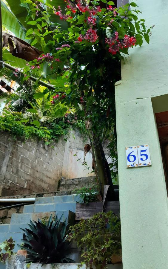 Suite Som Do Mar Da Vermelha Do Centro Ubatuba Dış mekan fotoğraf